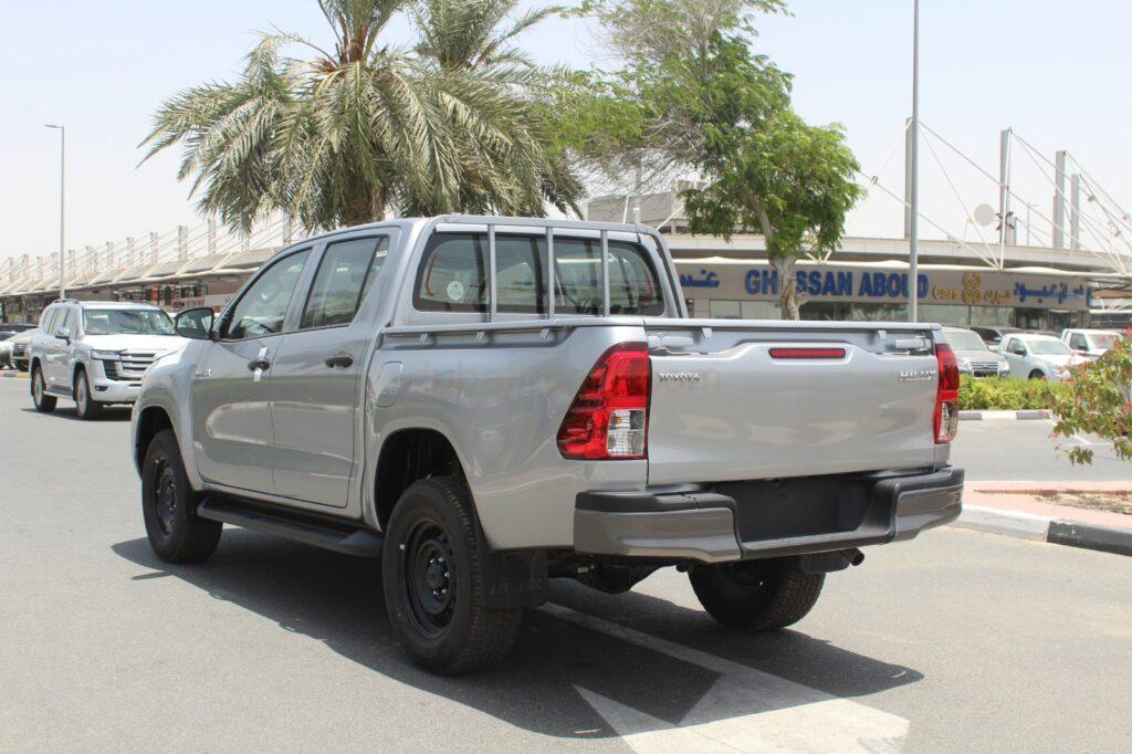 2024 TOYOTA HILUX 2.4L DIESEL MANUAL MA-OPT