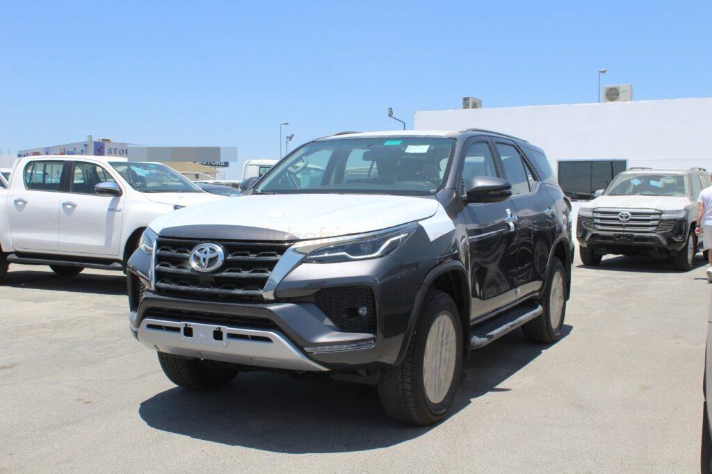 FULL OPTION TOYOTA FORTUNER 2.8 DIESEL G1-OPT 2023