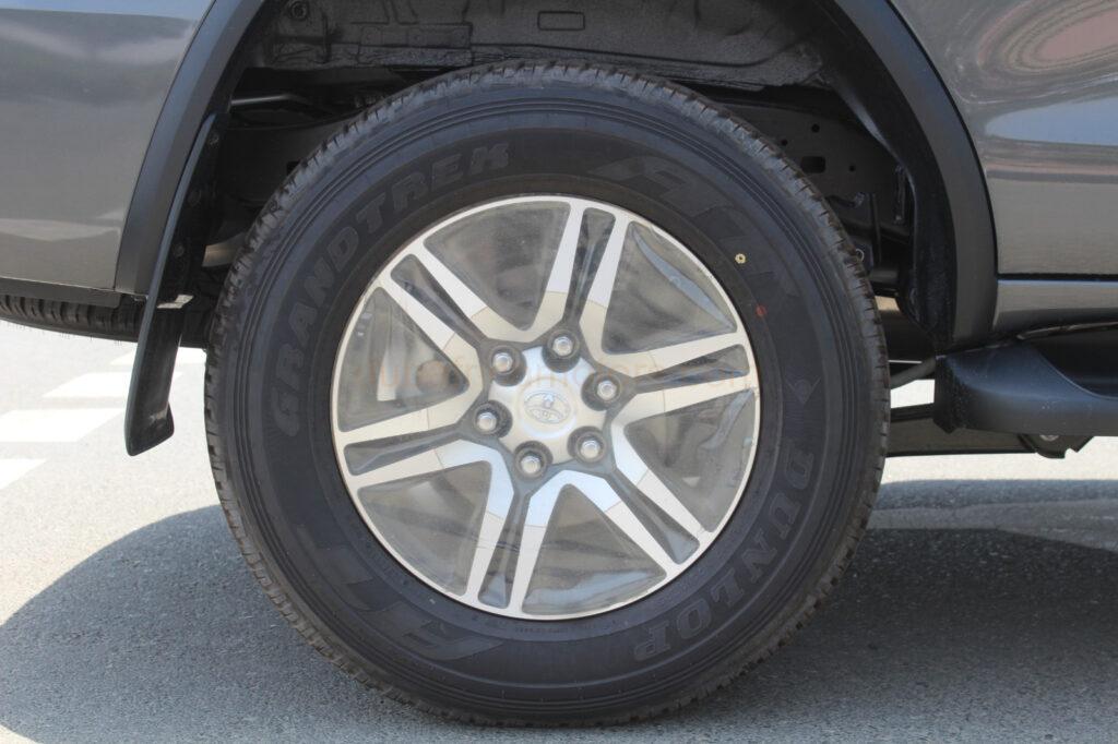 2022-2023 TOYOTA FORTUNER STANDARD