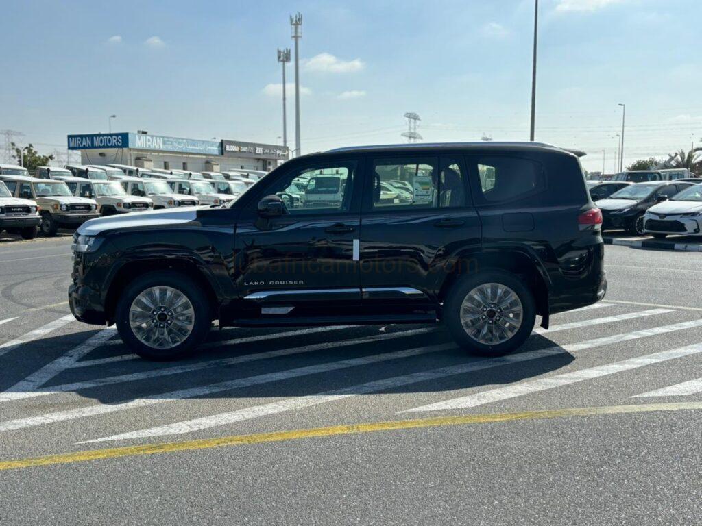 2024 LC300 GXR 3.5L Petrol Full Option w/Radar