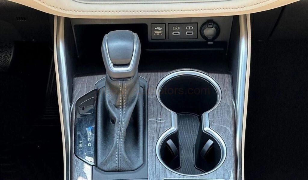 2025 BRAND NEW TOYOTA HIGHLANDER VXR - HYBRID