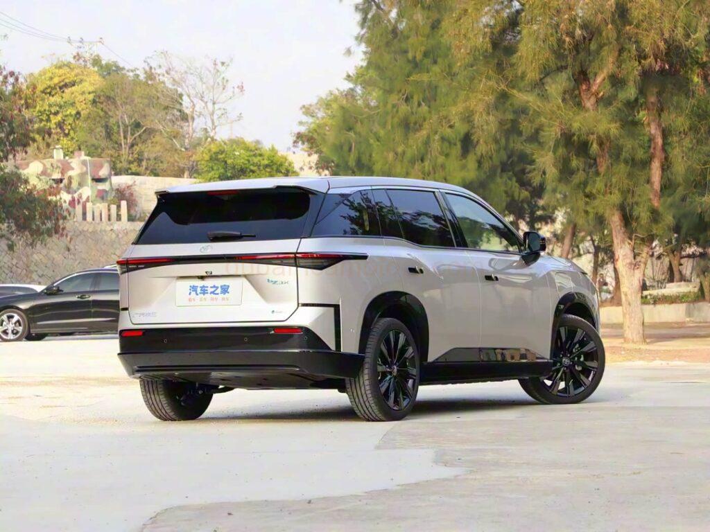 2025 TOYOTA BZ3X EV 610KM