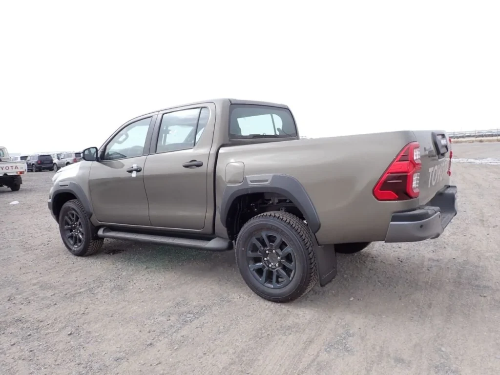 2025 TOYOTA HILUX ADVENTURE 2.8L